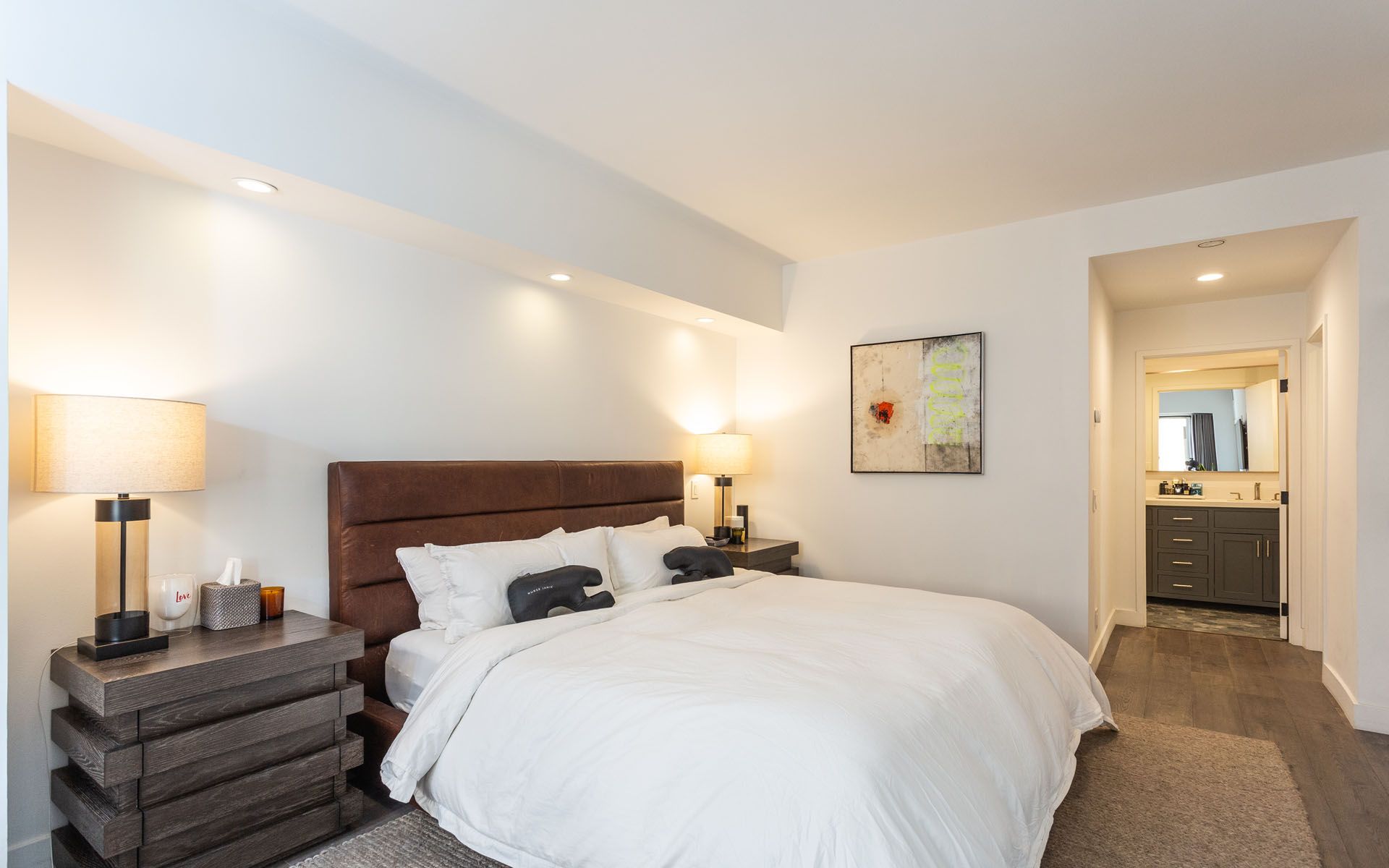 Churchill #7E, Wilshire Corridor