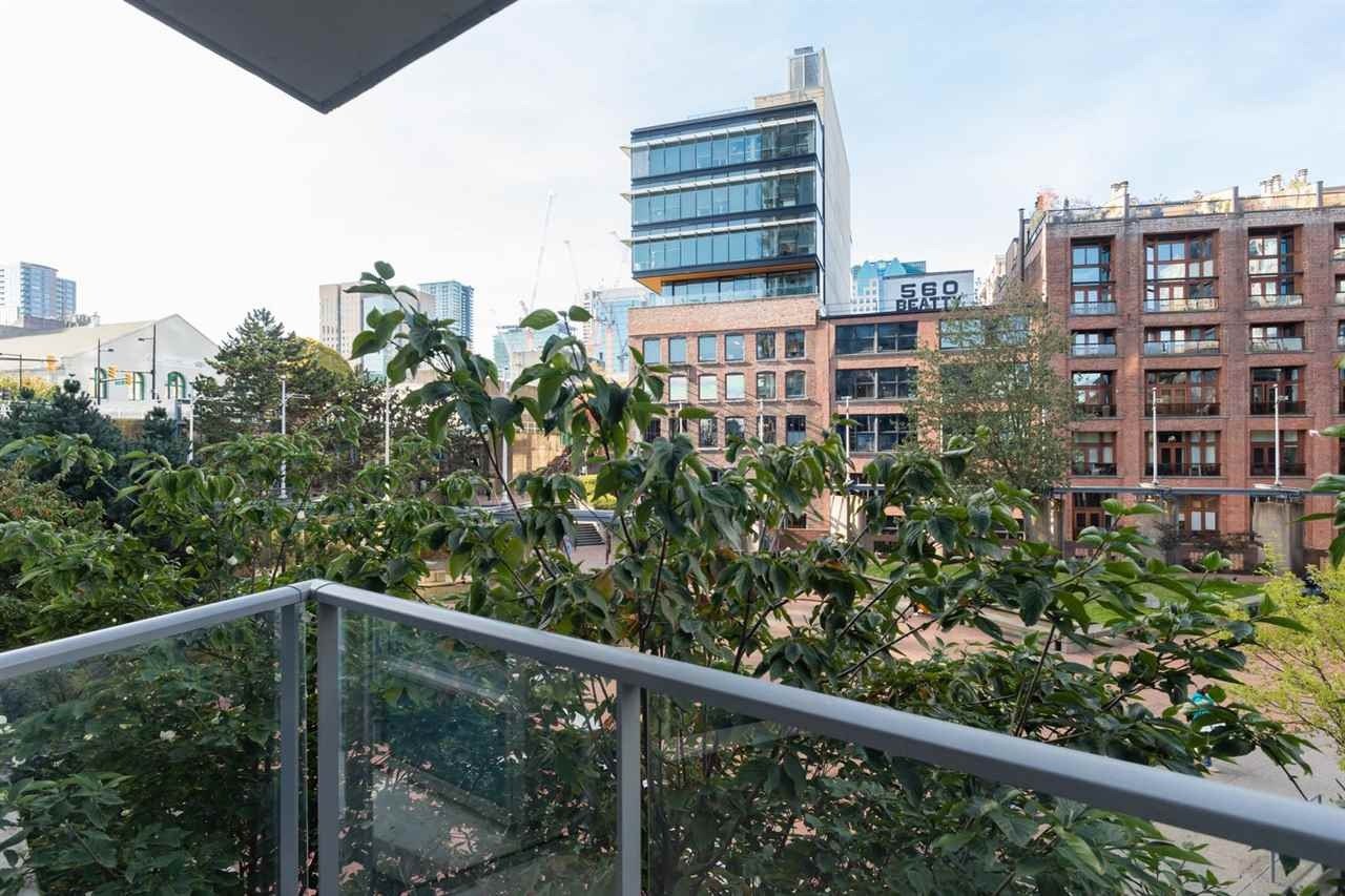 188 Keefer Pl, #503