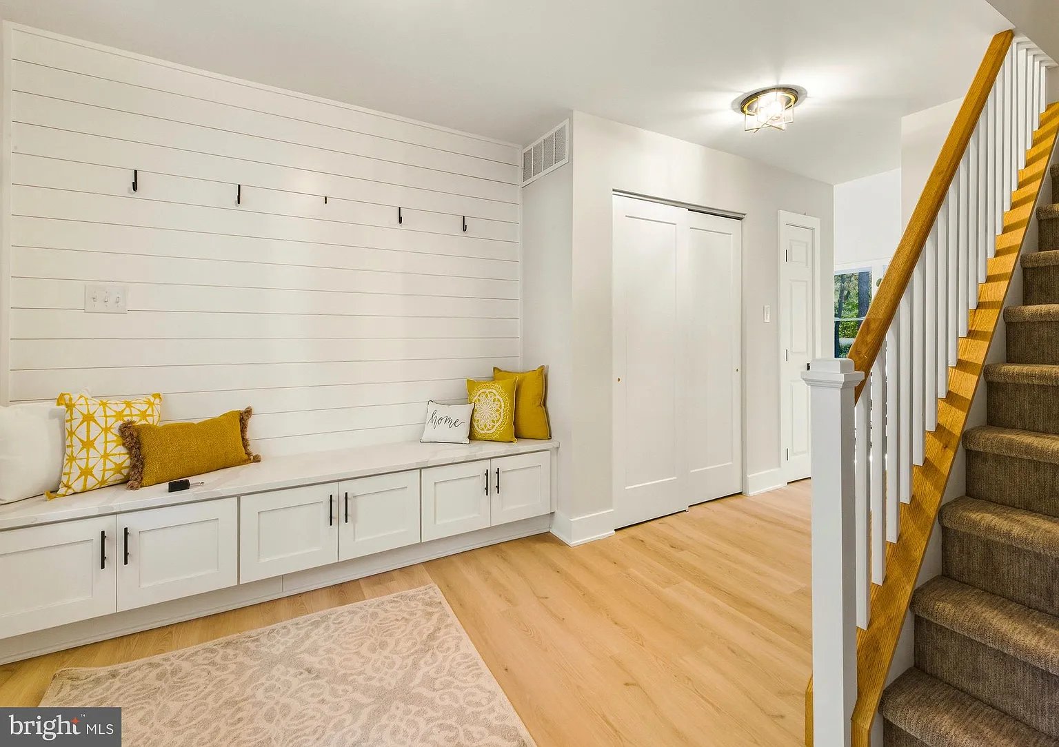 15 Bronwood Dr
