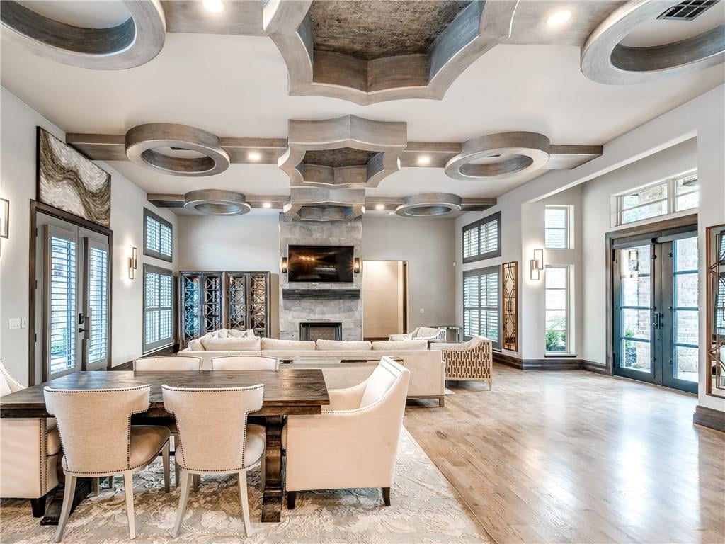 Pravada in Arcadia: Gated Luxury Living on Route 66, Minutes from Edmond and Arcadia Lake - Wyatt Poindexter - The Agency