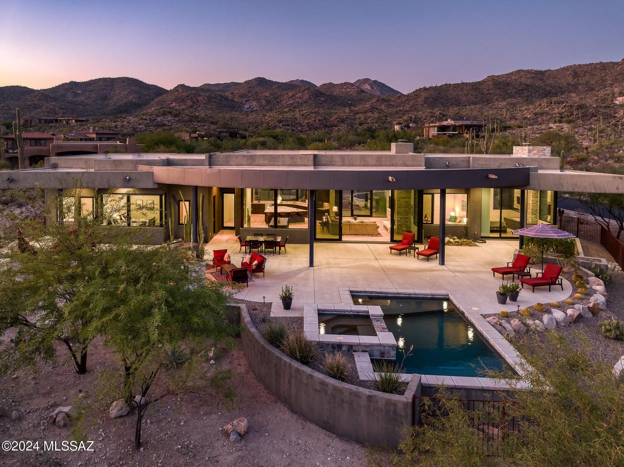 1901 W Mountain Mirage Pl