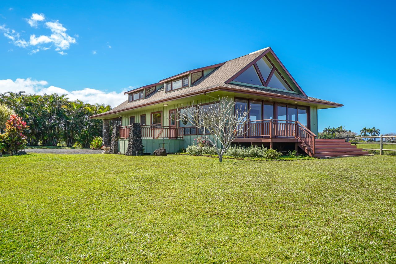 Recently Reduced: Kauai Home With Panoramic Views Of Kalihiwai Bay