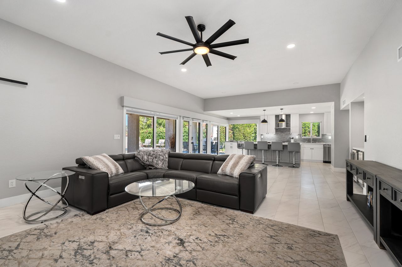 Modern Mirage Condo
