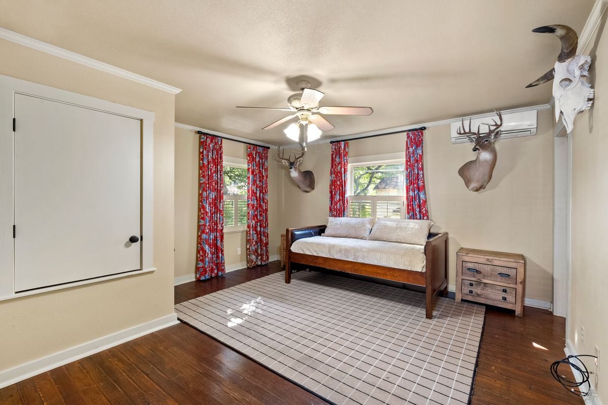 Historically Significant Spanish Revival in Monte Vista