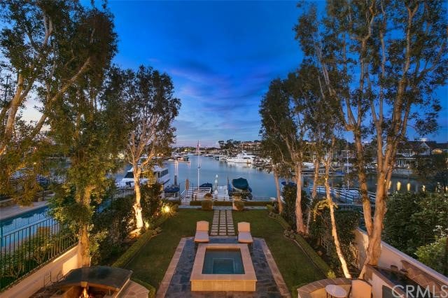 13 Harbor Island