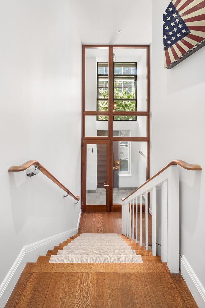 150 CHARLES Street M2