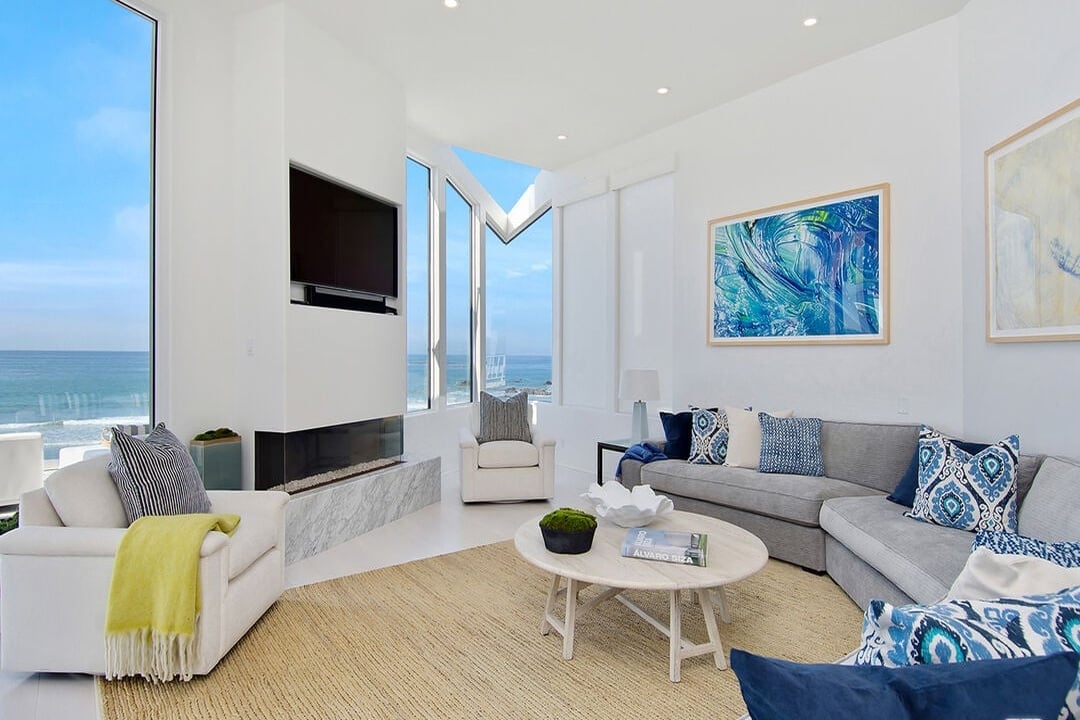 Solis Crest, Broad Beach Rd, 90265