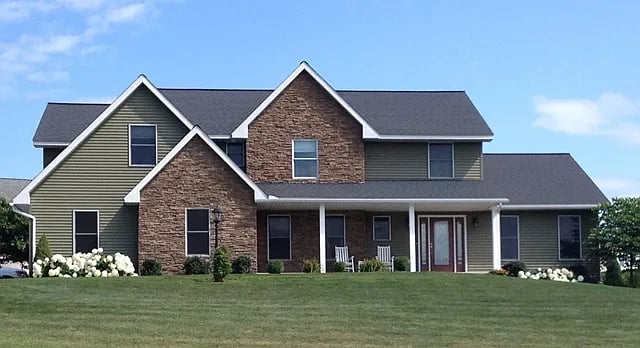 101 Hickory Dr