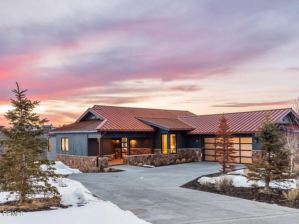 6731 Golden Bear Loop W