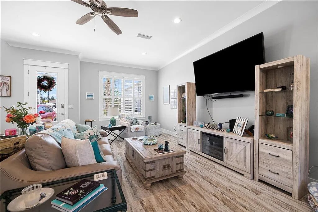 119 Woodshire Dr