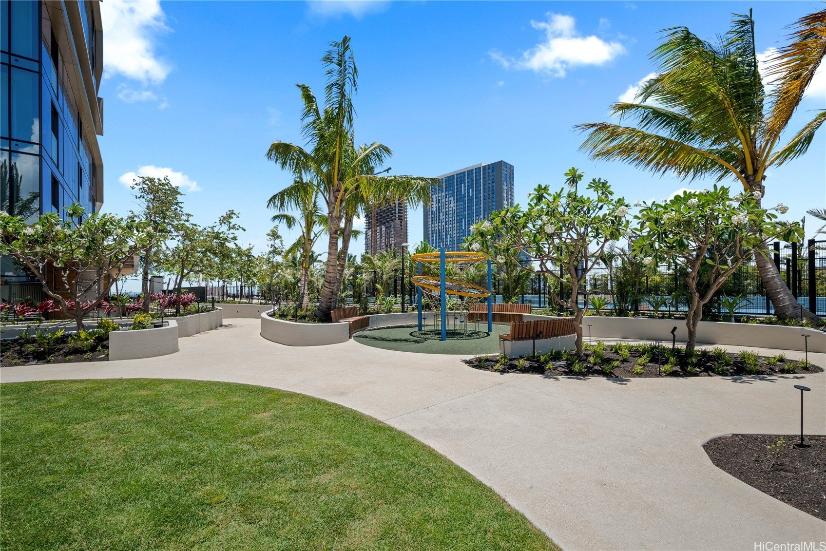 333 Ward Avenue #1713