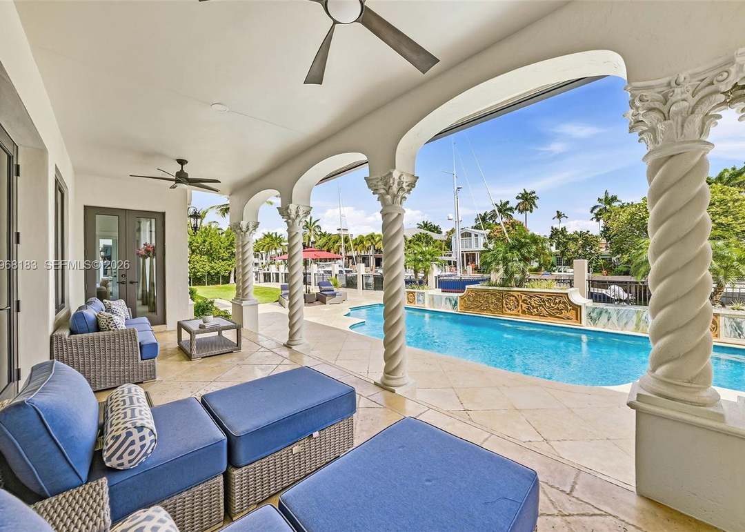 628 Coral Way