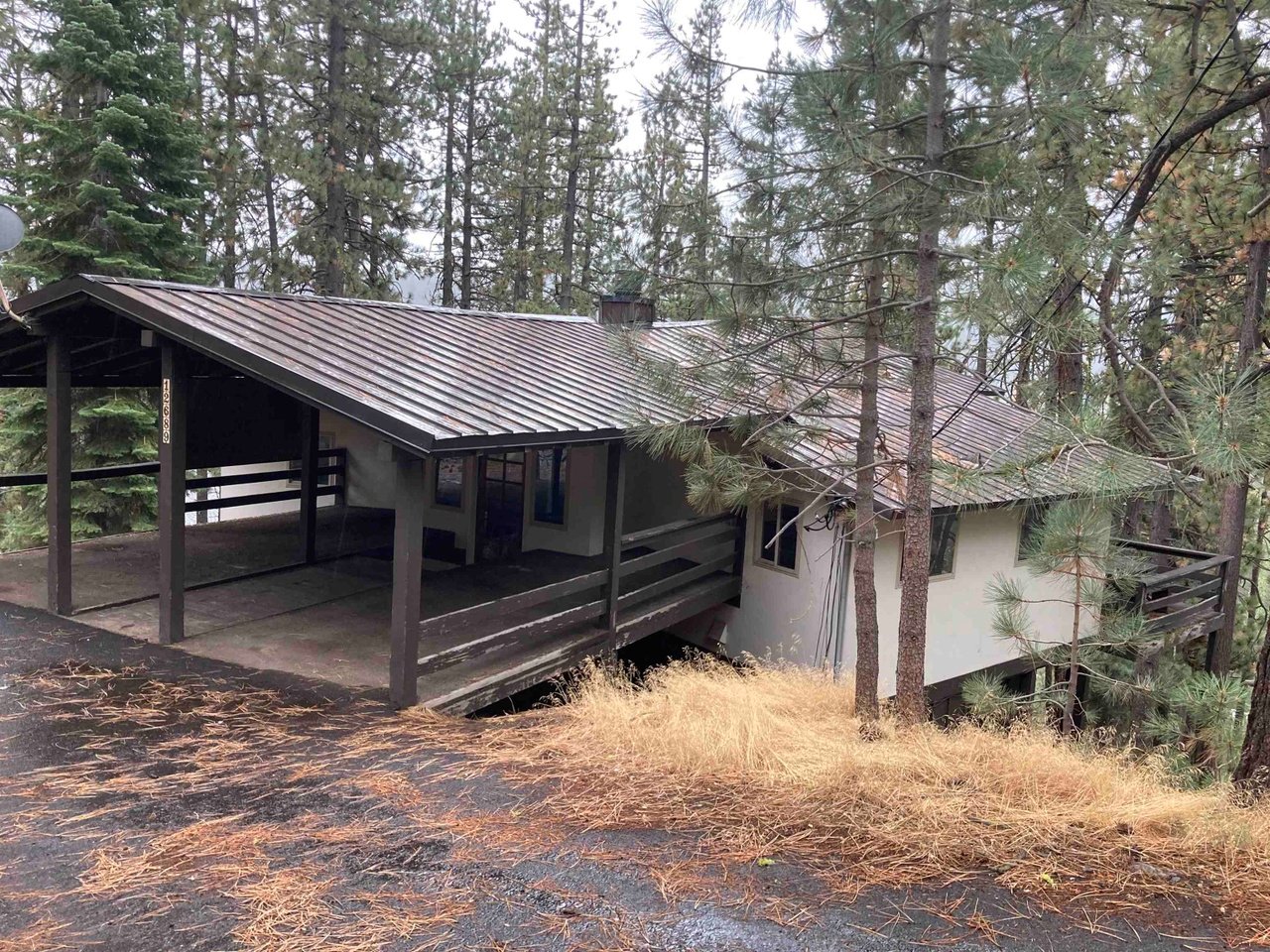 12689 Sierra DR