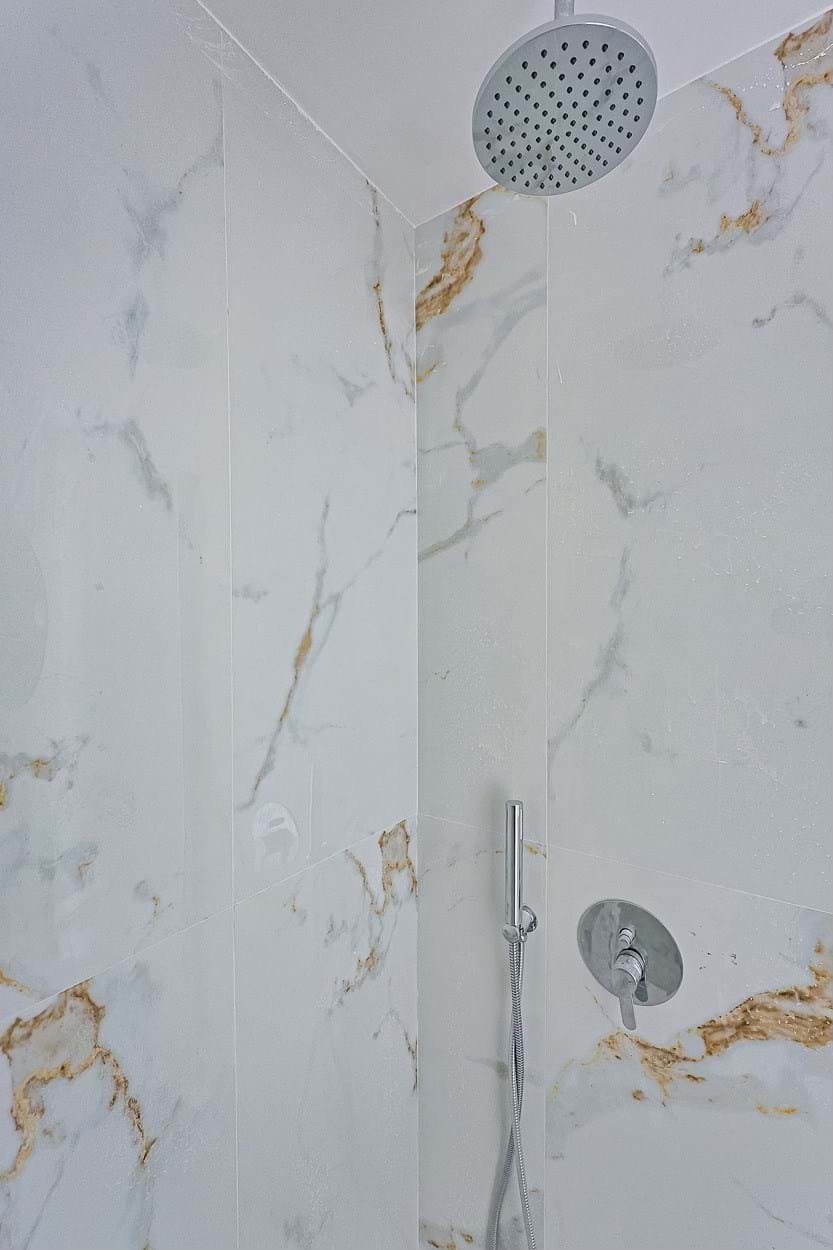 Modern 3-Bedroom Apartment in Camarate, Loures