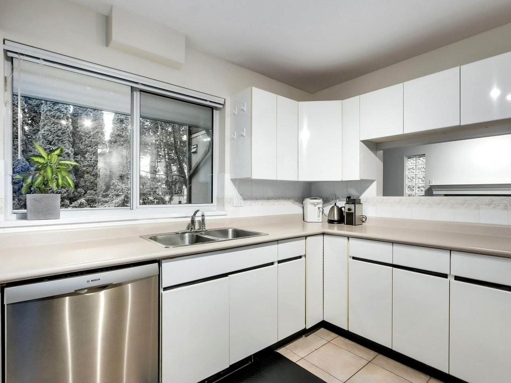 3238 Quebec St, #2