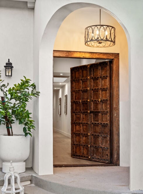 Zenith Estate, S La Jolla Ave, 90048