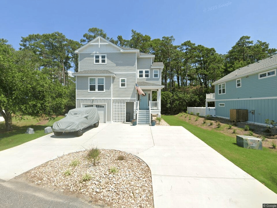 1285 Lost Lake Ln