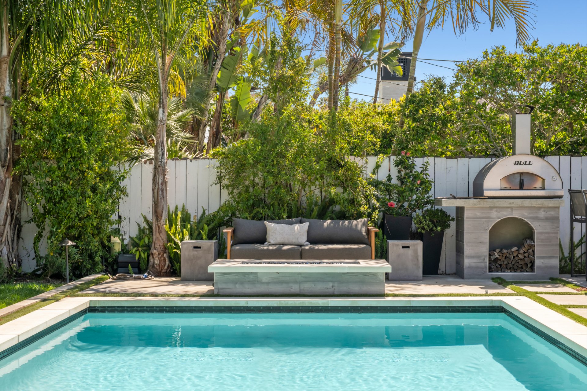 Eastside Expanded Pool Home 