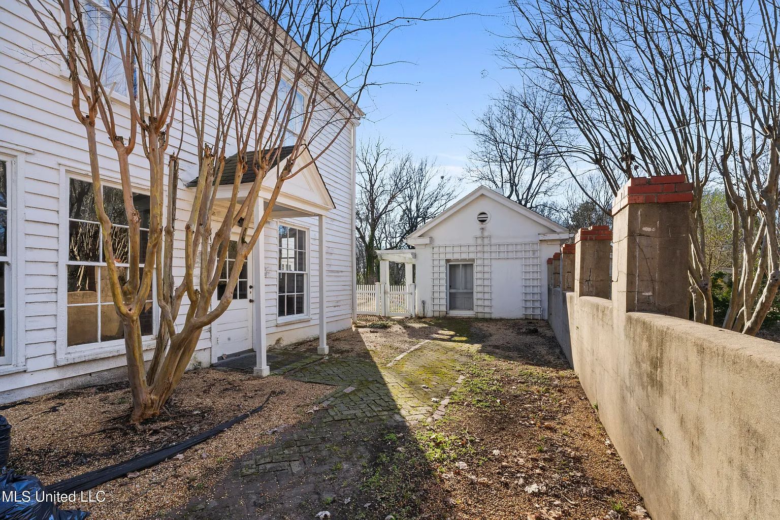 166 Craft St