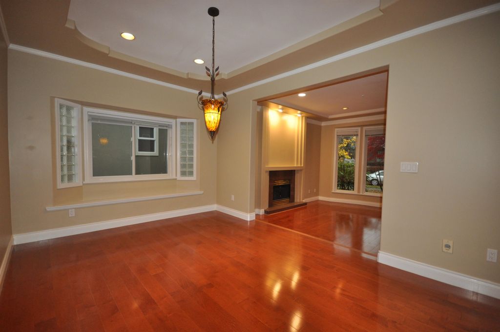 2415 W 13th Ave
