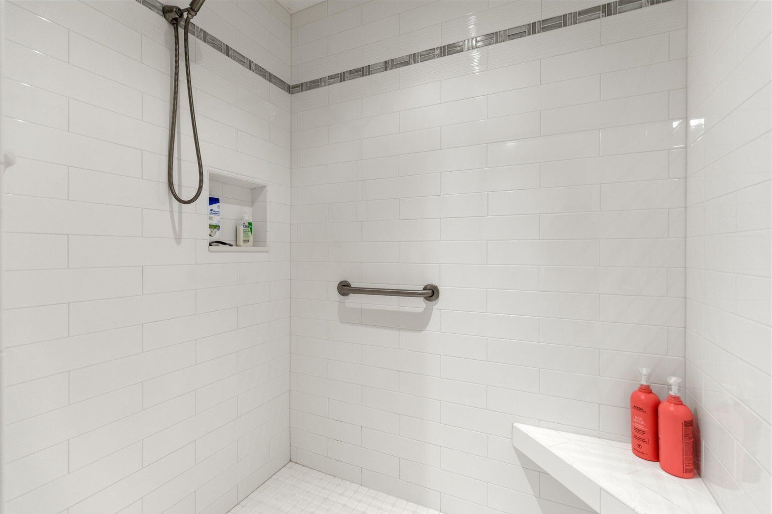 17 Atlantic Drive, Unit #: 17B
