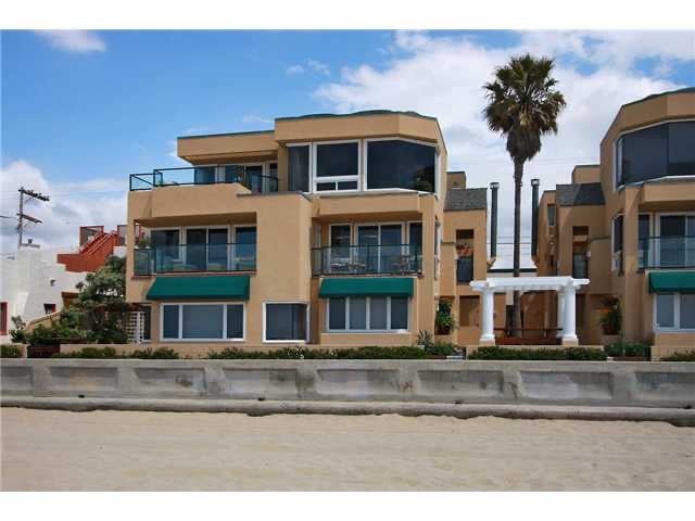 3659 Ocean Front Walk 