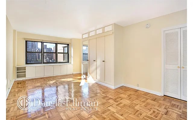 240 East 76th Street Unit: 11W
