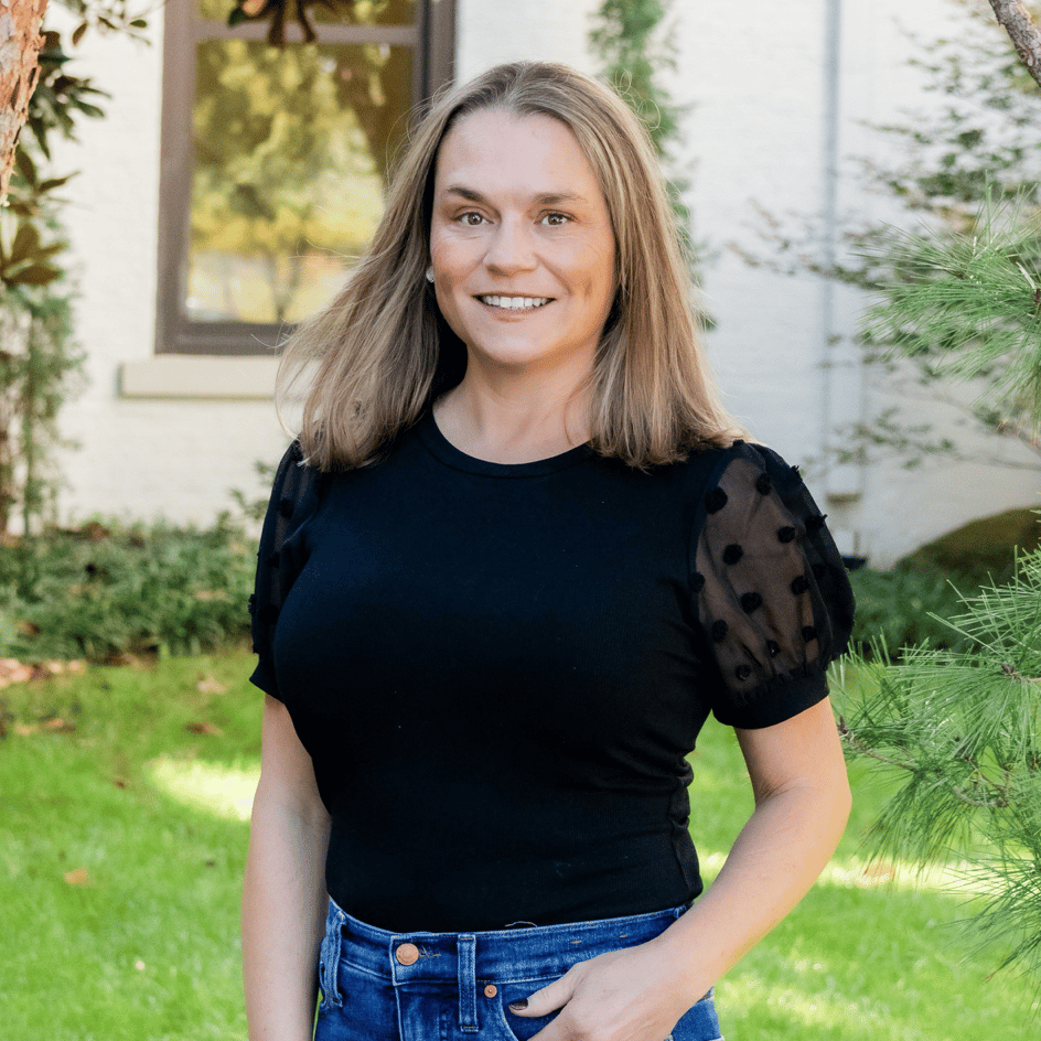 Julie Snowder Oklahoma City, OK Real Estate Agent Headshot