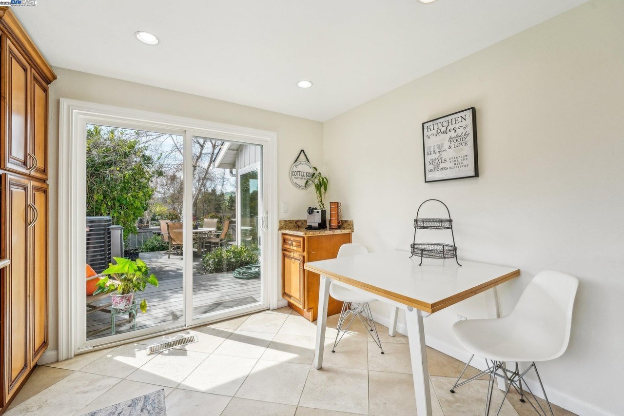 2119 Presidio Ct