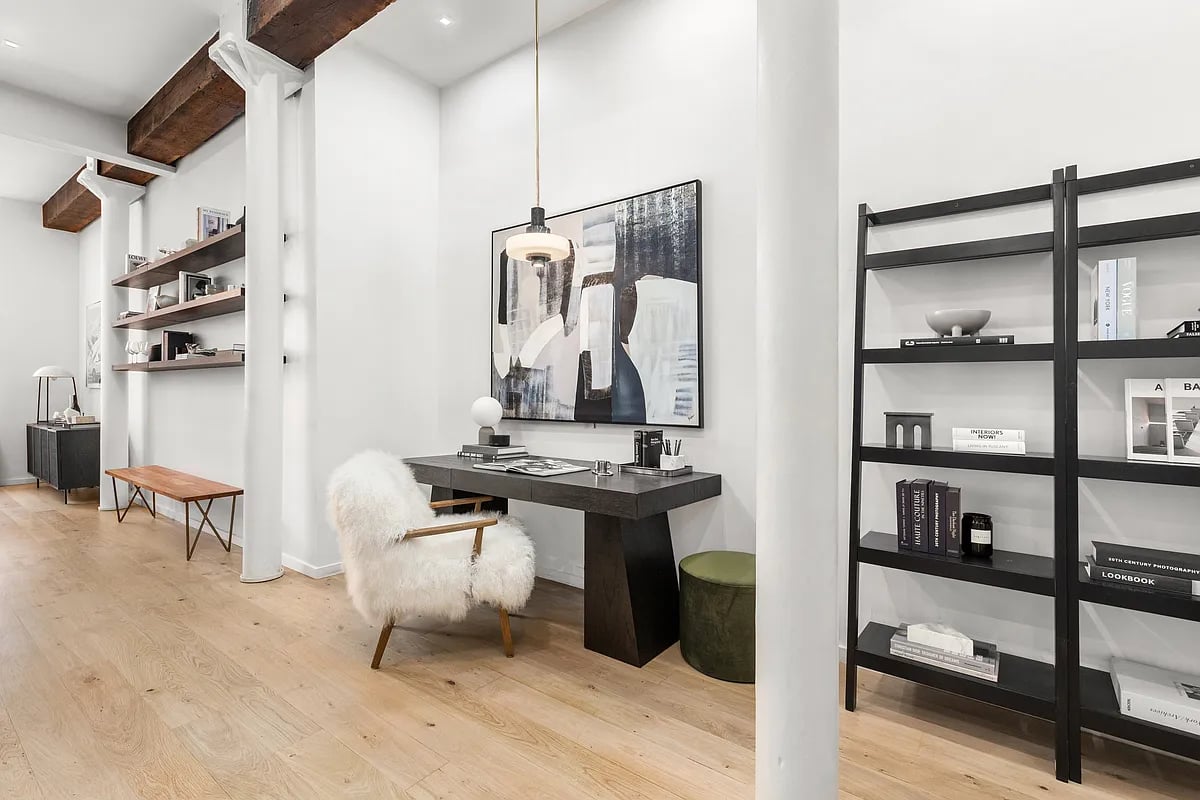 7 Bond Street