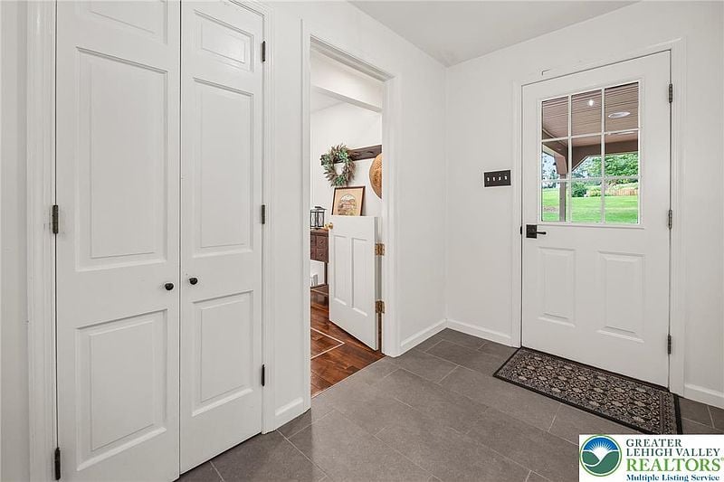 271 WETZEL ROAD