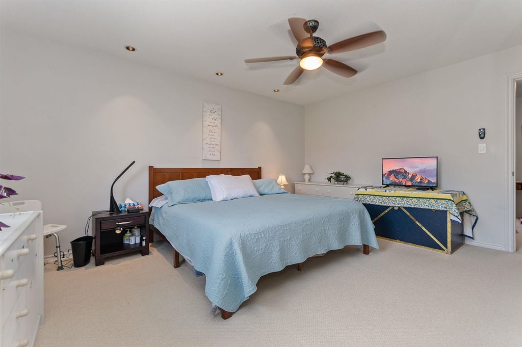 1530 Mackay Crescent, #12