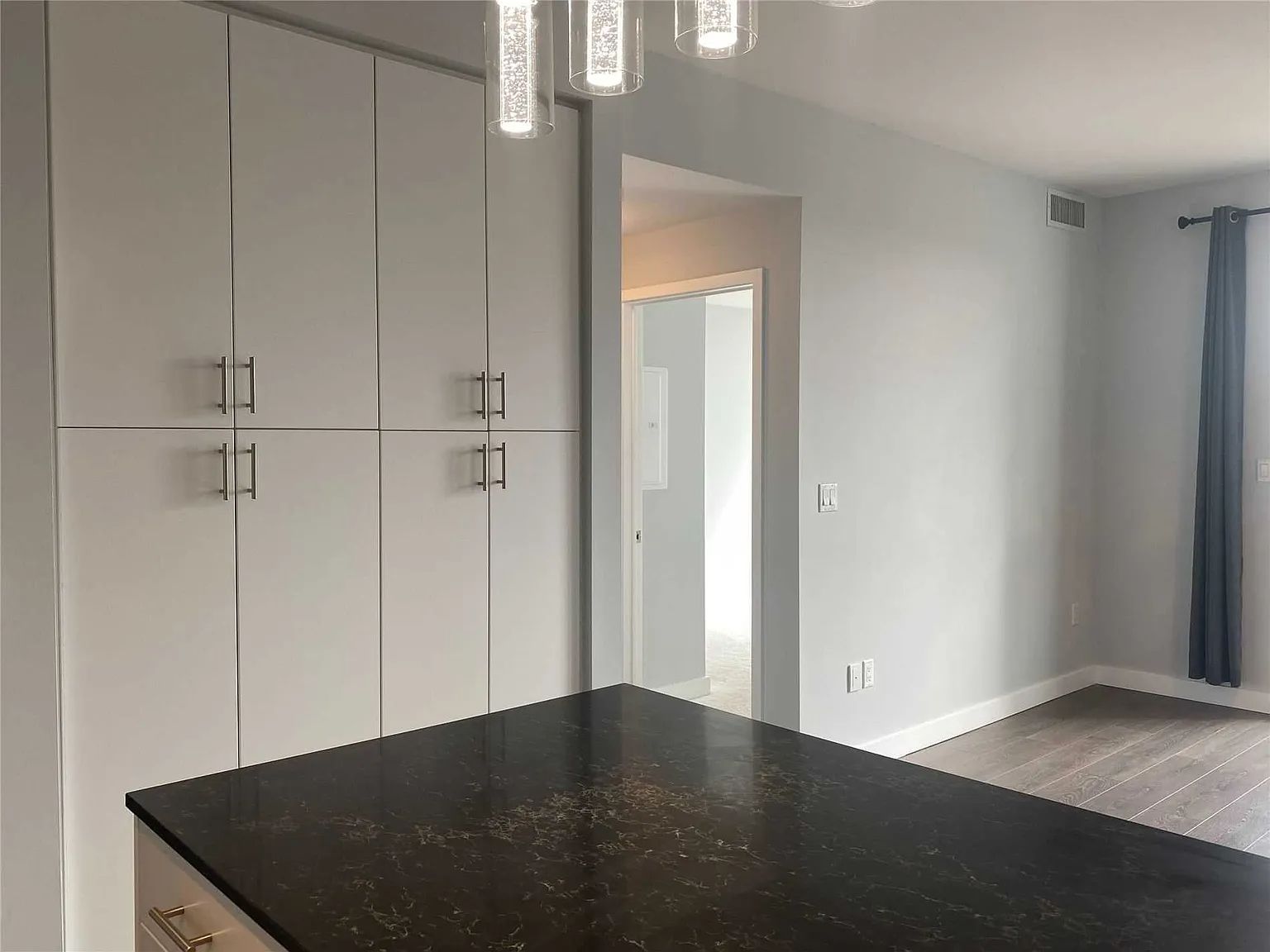 150 Sabina Dr Unit: 404