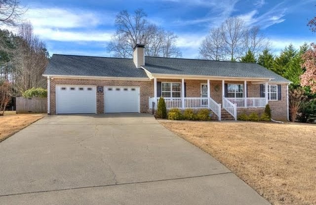 15 Railroad Pass NW, Cartersville, GA