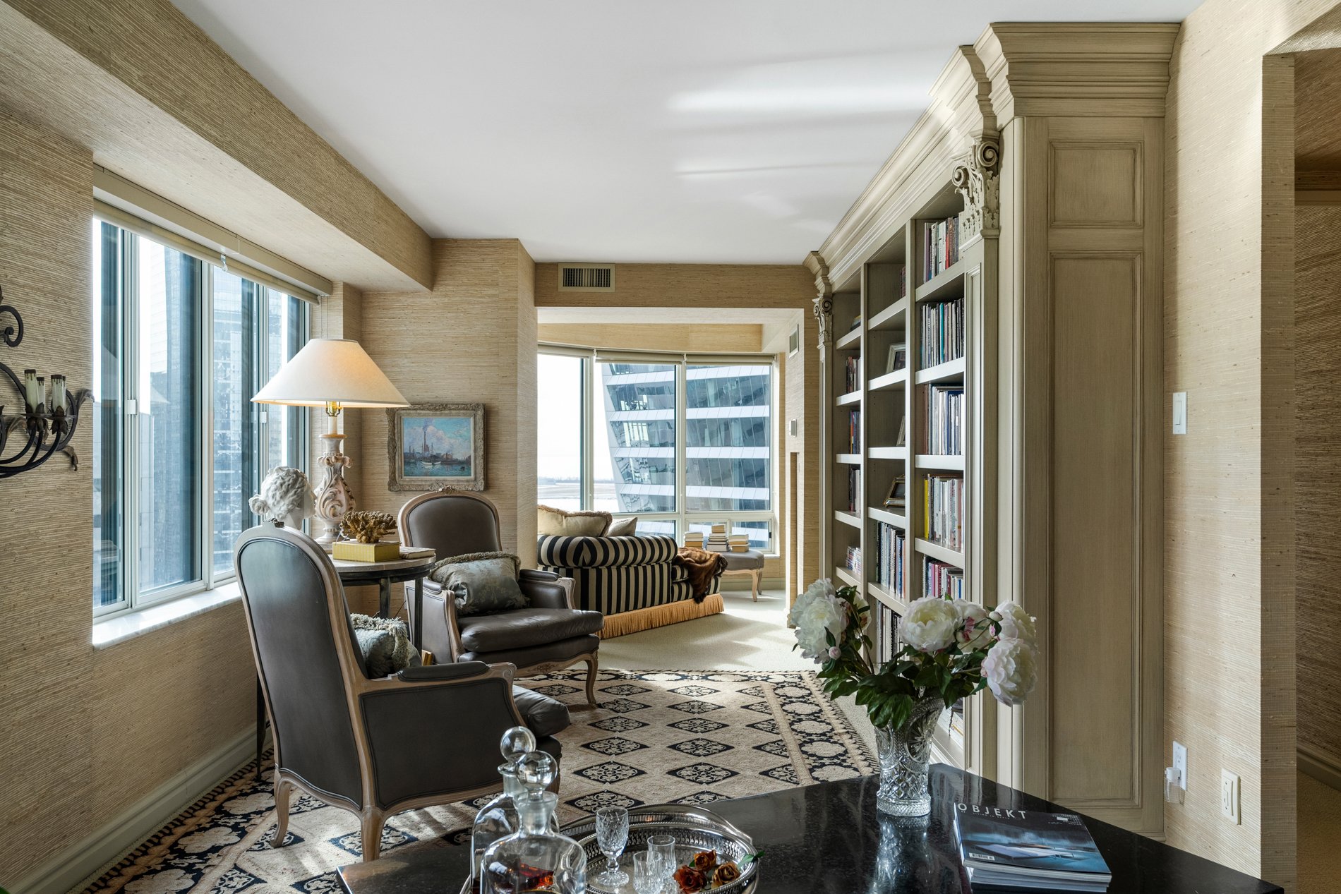 Lower Penthouse 2701- 33 University Avenue