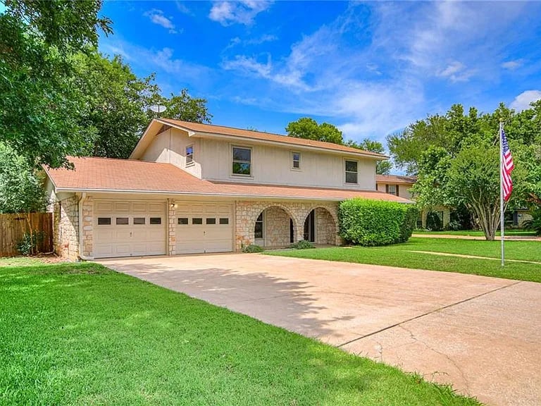 1706 Cedar Creek Cv