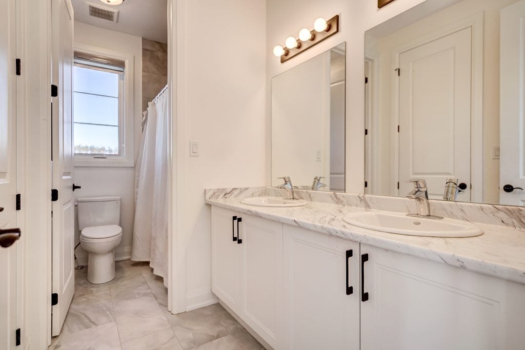 79 Charles Tilley Cres