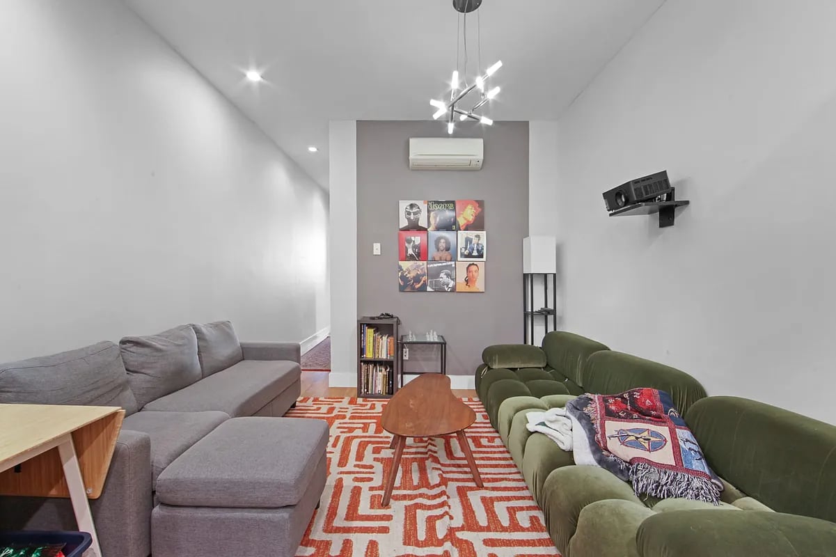1346 Hancock St 2R