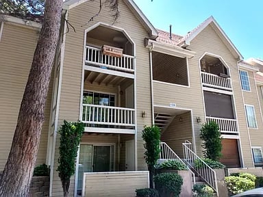 1222 E Waterside Cv APT 20