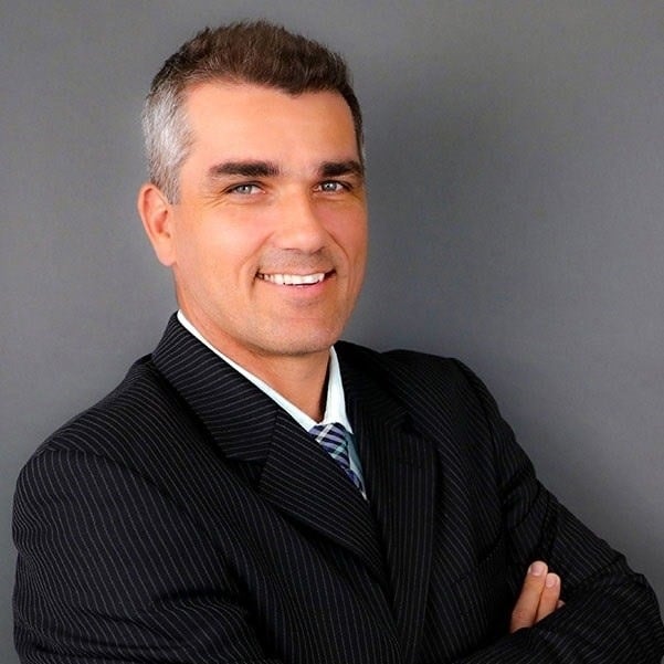 Roman Pavlik Plantation, FL Real Estate Agent Headshot