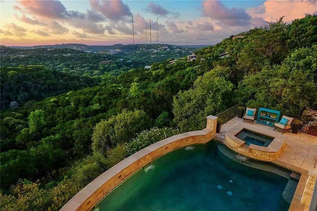 What buyers should know before moving to Westlake Hills