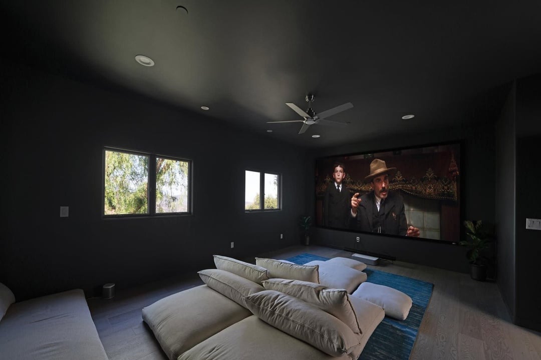 Grandeur House