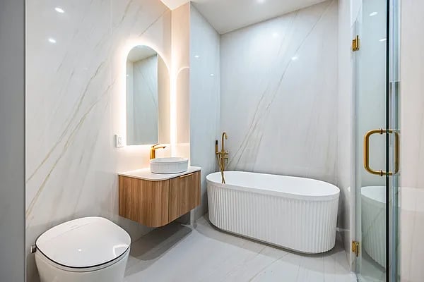 31-16 21st St Ste 5E