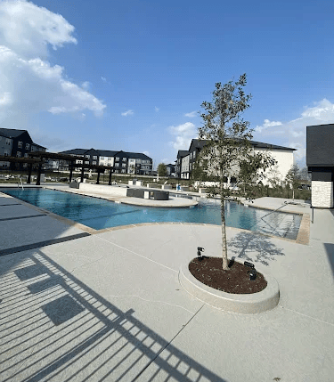 10 Weeks Free in Manor