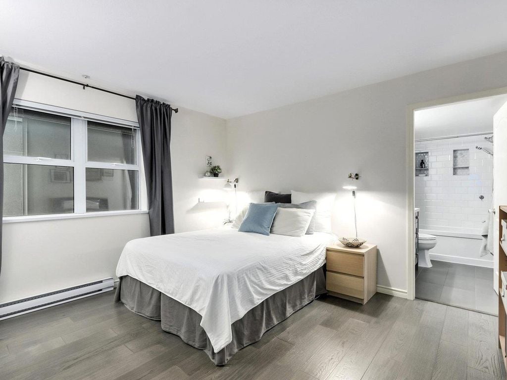 3238 Quebec St, #2