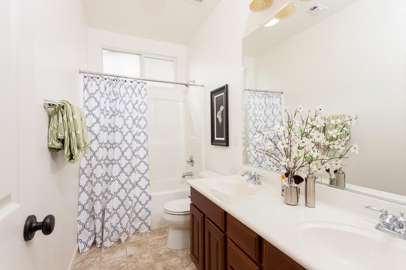 Just Listed! Gorgeous West Sacramento Home