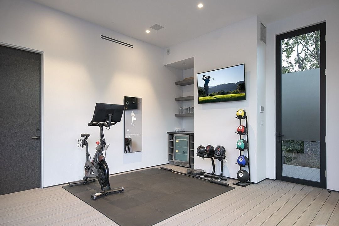 Cascade Golden, N Beverly Dr, 90210