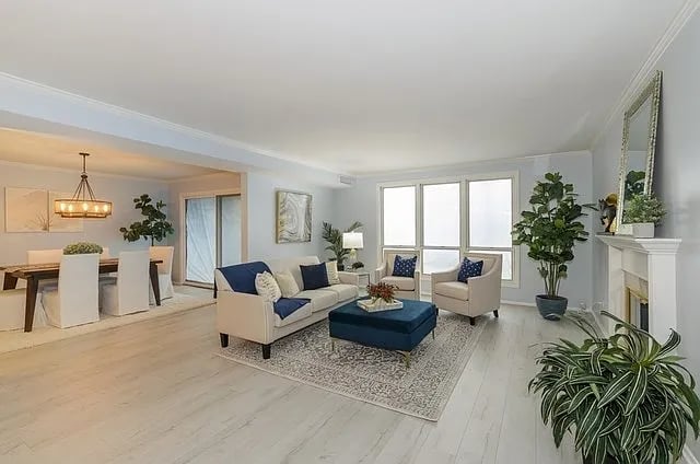 640 Winnetka Mews #205