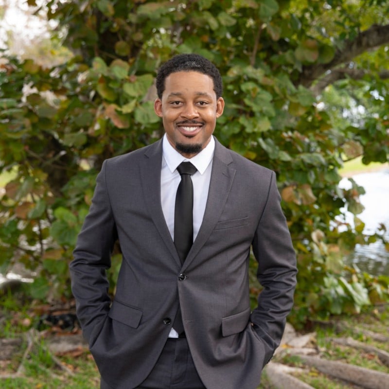 Nemiya Fields Listings.com real estate agent headshot