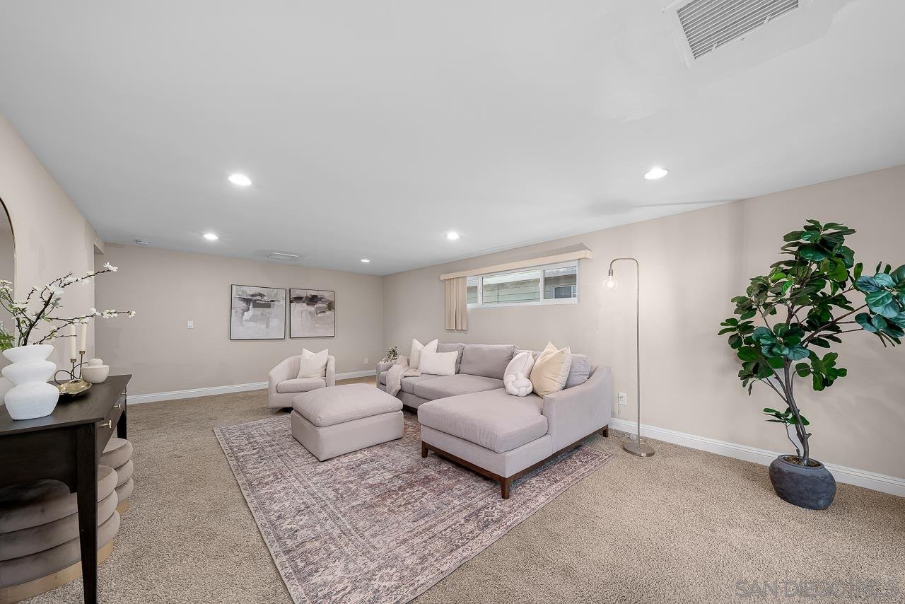 3642 Conrad Ave, San Diego, CA 92117